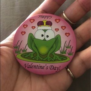 “Happy Valentine’s Day!” Frog Prince 2 1/2 inch Metal Pin